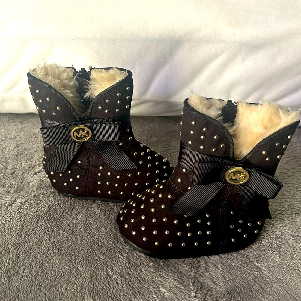 Michael Kors Infant boots sz 1